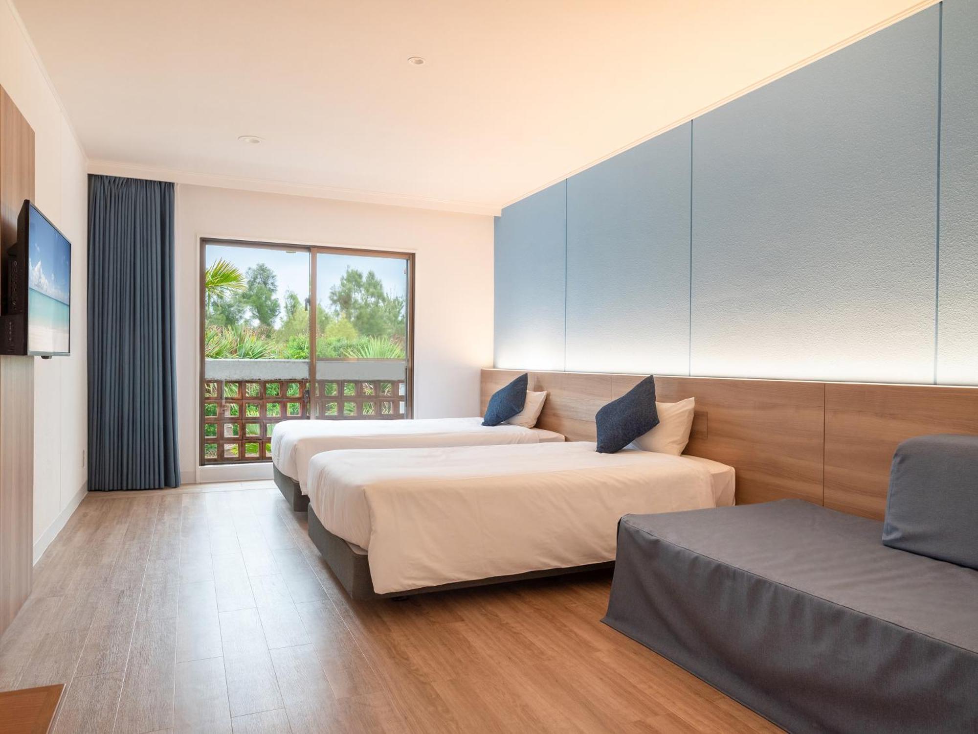 Watermark Hotel Okinawa Kume Island Kumejima Exterior foto